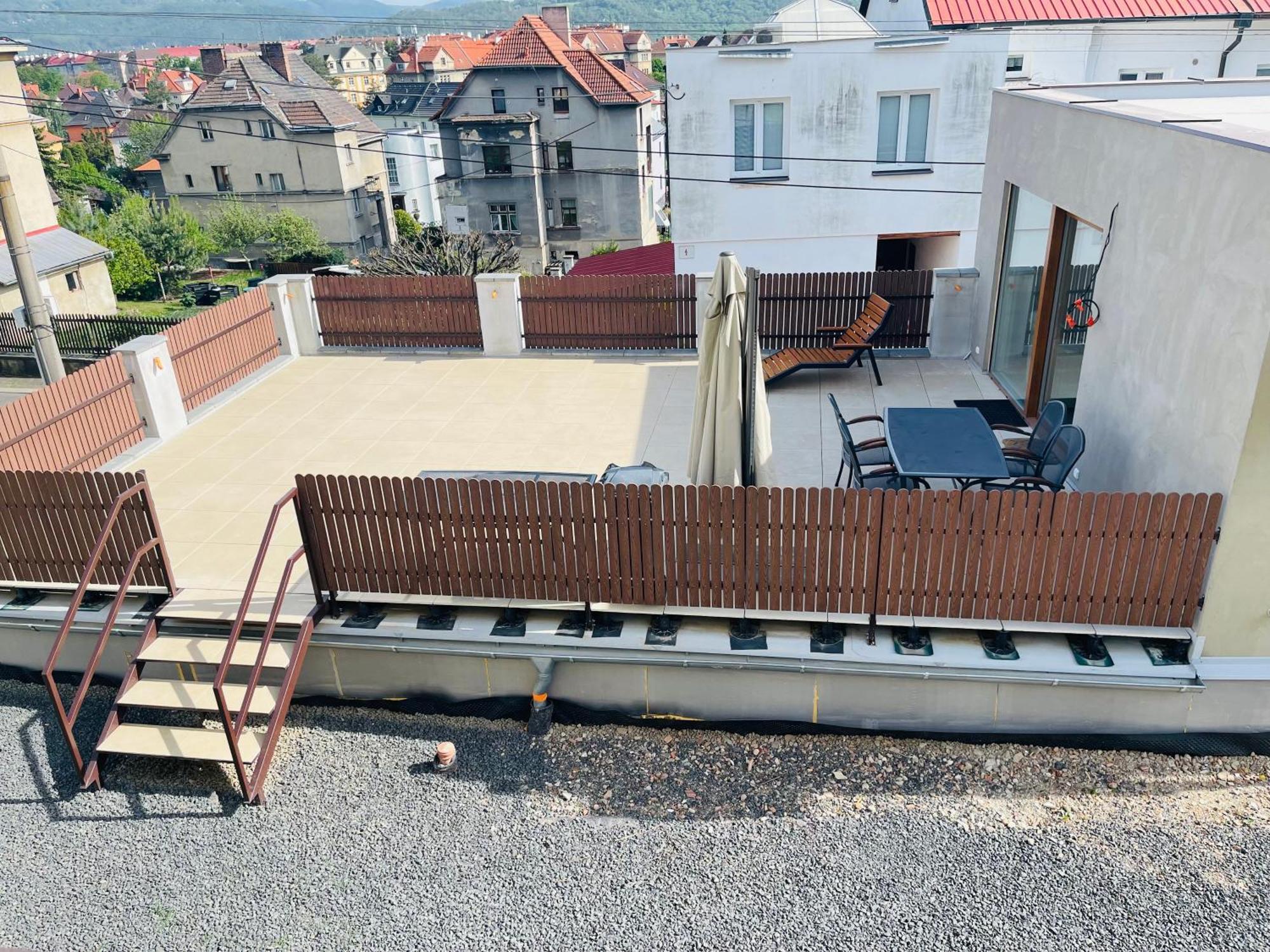 Jenys Apartment Usti 2 Ústí nad Labem Екстериор снимка